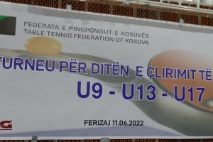 U mbajt turneu në pingpong “Dita e çlirimit të Kosovës”