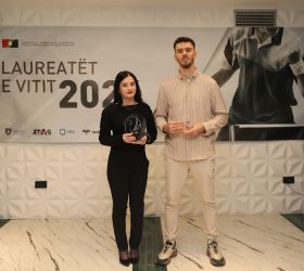 Shega Hashani dhe Fatih Karabaxhak shpallen Laureatë të Vitit 2024