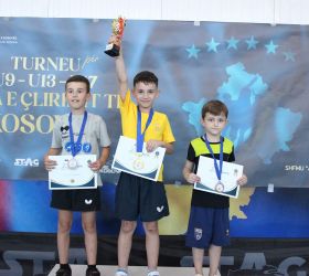 Përmes pingpongut shënohet Dita e Çlirimit